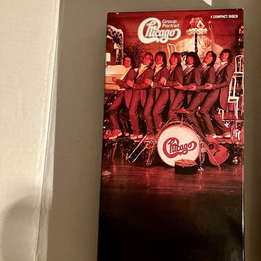 chic Group Portrait CD Box Set - Red